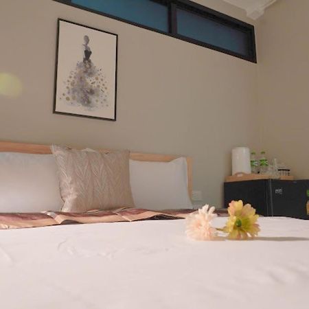 Bnb98 Silom Hotel Bangkok Exterior photo