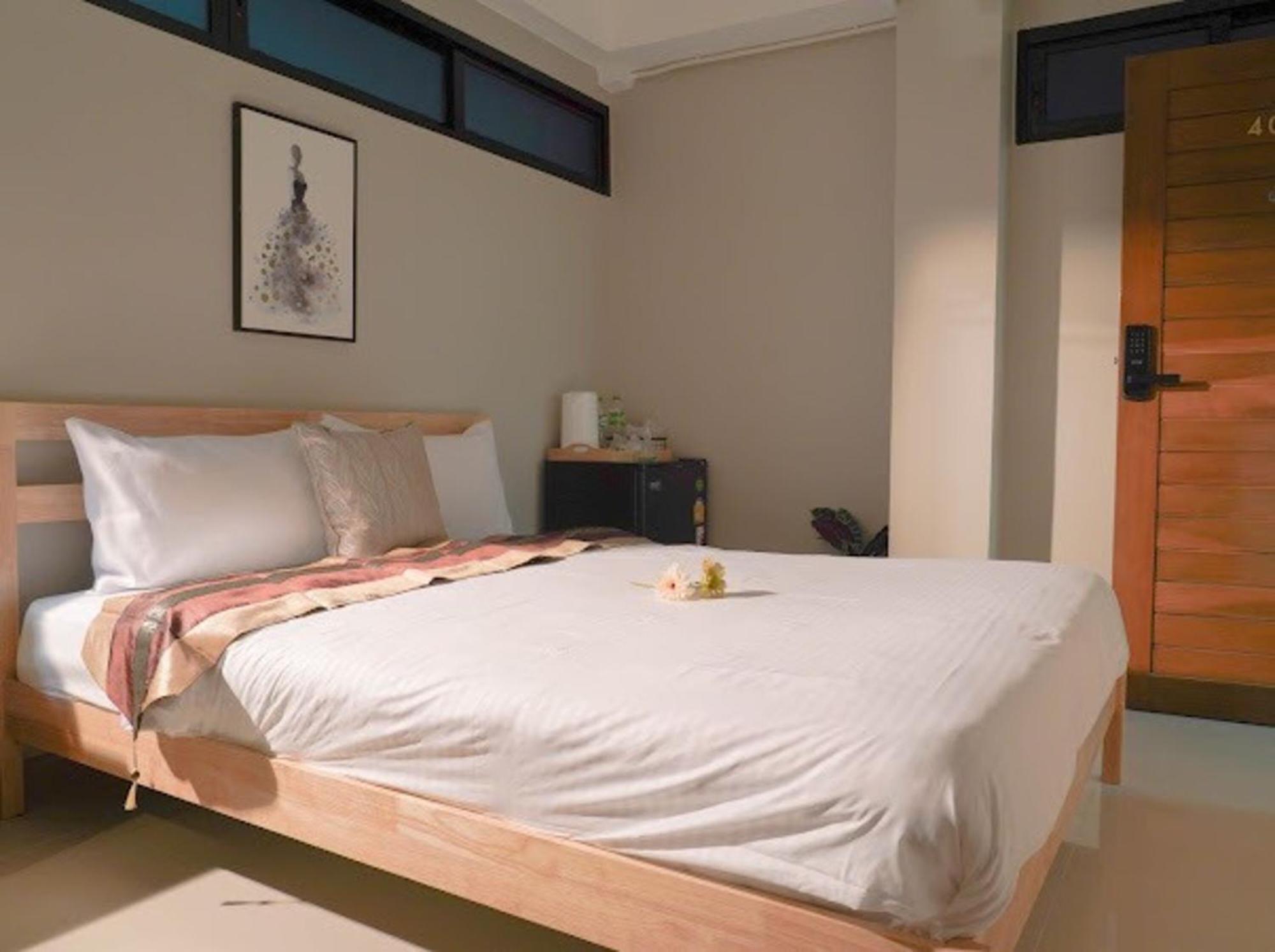 Bnb98 Silom Hotel Bangkok Exterior photo